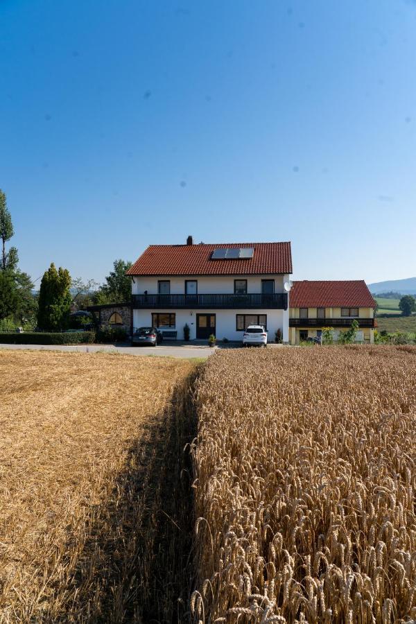 Ferienwohnung Im Idyll 1 Хенгерсберг Экстерьер фото